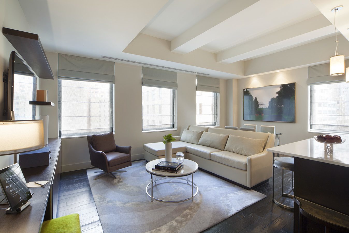 two-bedroom-loft-marmara-park-avenue-livingroom-06-1